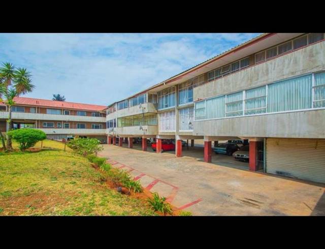 2 BEDROOM APARTMENT FOR SALE IN FLORIDA